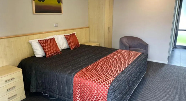 Номер Superior Grove Park Motor Lodge