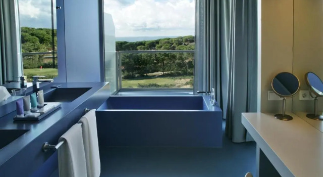Люкс с видом на море The Oitavos Hotel