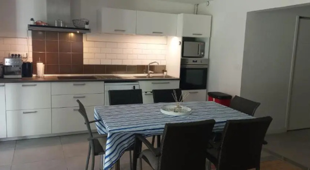 Aix en Provence Ouest, appart entièrement rénové, Забронировать Апартаменты/квартира Экс-ан-Прованс Буш-дю-Рон