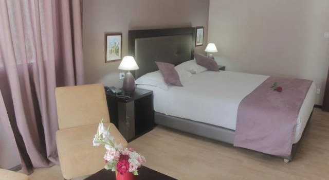 Hotel Cafe Verdi, Buchen Sie Hotel Hotels in El Jadida mit Pool, Schwimmbad