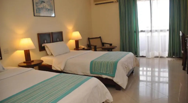Номер Standard Royal Court Hotel