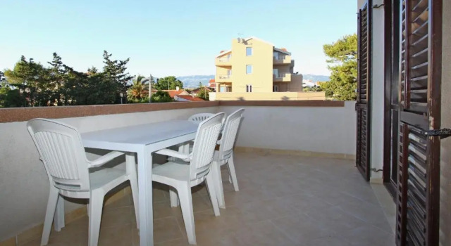 Апартаменты Apartments and Rooms Vesna Novalja