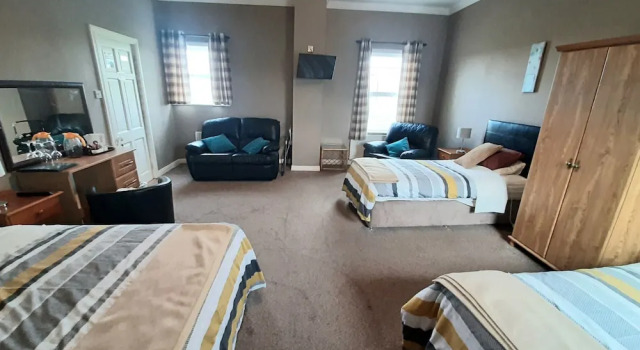 Семейный номер Standard с частичным видом на море Rathmore House Bed & Breakfast