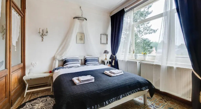 Chesterfield appartement -view on garden