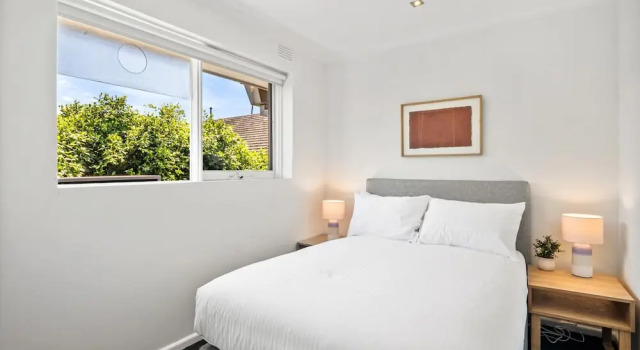 Bright 2-bed Apartment in South Yarra