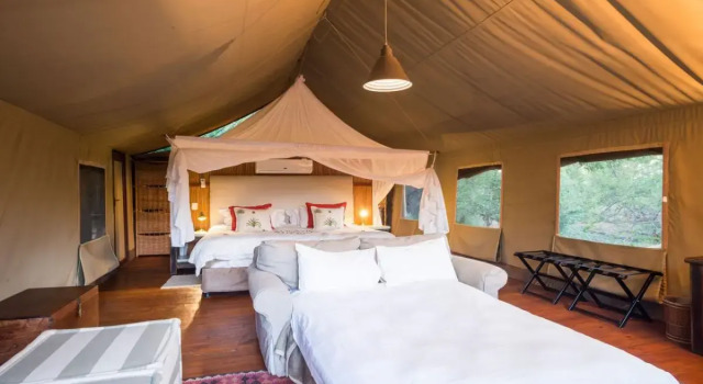 Семейный тент aha Thakadu River Camp