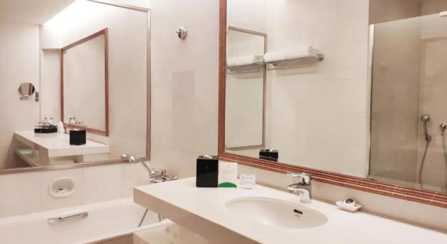 Двухместный номер Superior Hengfeng Haiyue International Hotel
