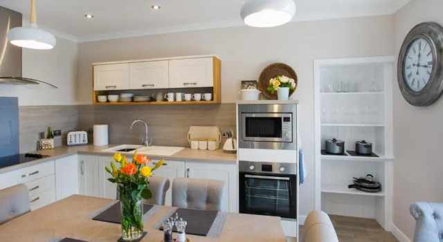 Shore View Cottage, Varaa Lomakoti Inverness 