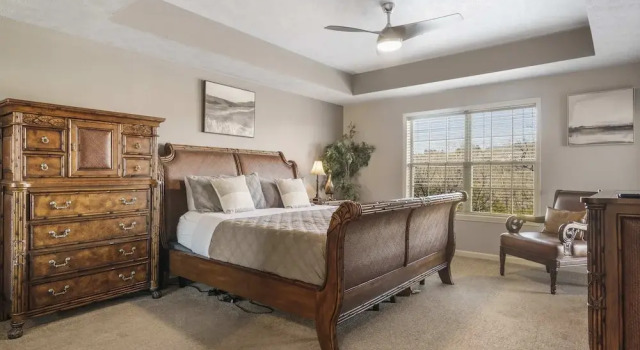 Stonebridge Condo on the Fairway, Забронировать Апартаменты/квартира Отели Table Rock Lake с парковкой, Парковка