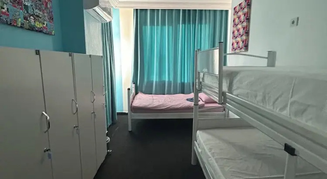 Кровать в общем номере (мужской номер) с видом на город Hostel A07