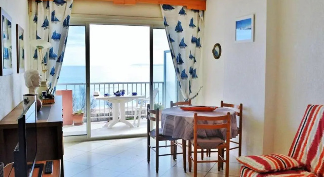Appartement Le Lavandou, 1 pièce, 2 personnes - FR-1-251-237