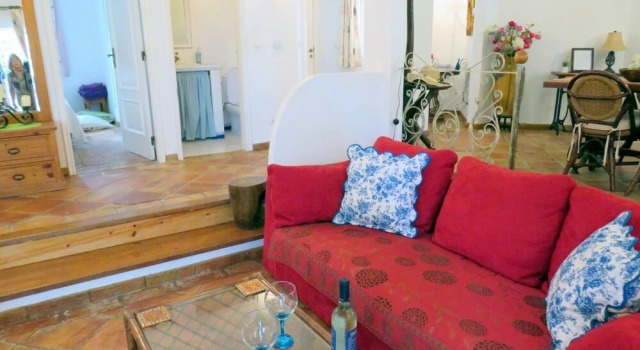 Immaculate 3-bed Villa in Guia Private Pool