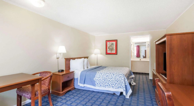 Двухместный номер Standard Days Inn by Wyndham Dover Downtown