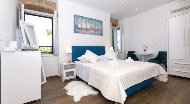 Peruzovic Rooms 3, Prenota Affittacamere Splitska 