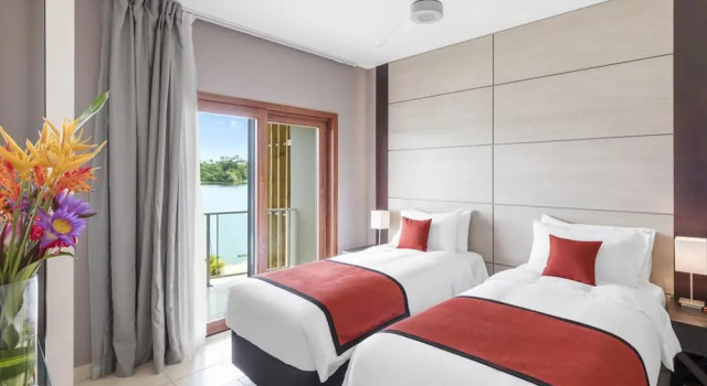 Ramada Resort Port Vila, Book Ferieresort Businesshoteller i Efate, 4* 5*
