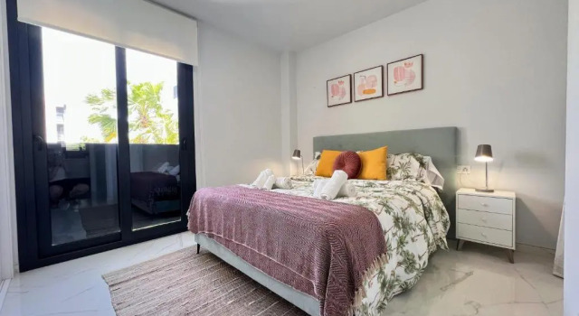 Luxury first floor apartment LA4