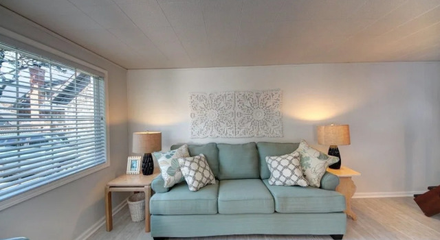 Hydrangea and Forget Me Not 3 Br home by RedAwning, Забронировать Отель Отели Сисайд 3 звезды, 3*
