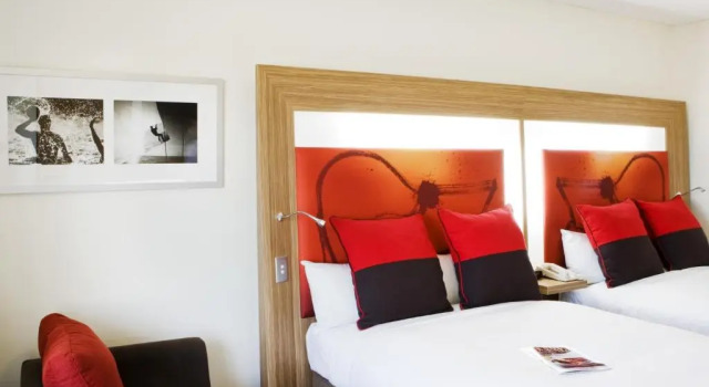 Четырёхместный номер Superior Novotel Sydney Olympic Park