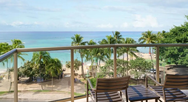 Номер Standard oceanfront Отель Waikiki Circle