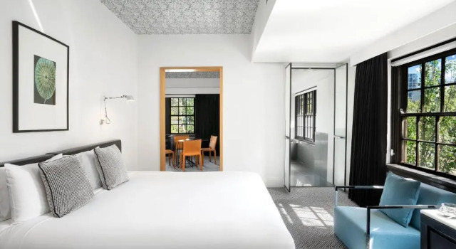 Люкс Peppers Gallery Hotel