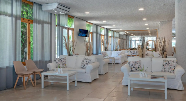The Grove Seaside Hotel