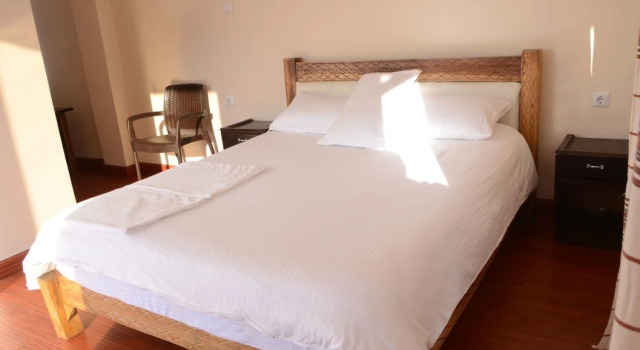 Zan-Seyoum Hotel, Buchen Sie Hotel Lalībela Äthiopien