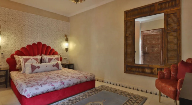 Riad la fayette bed & breakfast