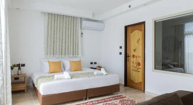 Полулюкс Premium Ramon Suites by Smart Hotels