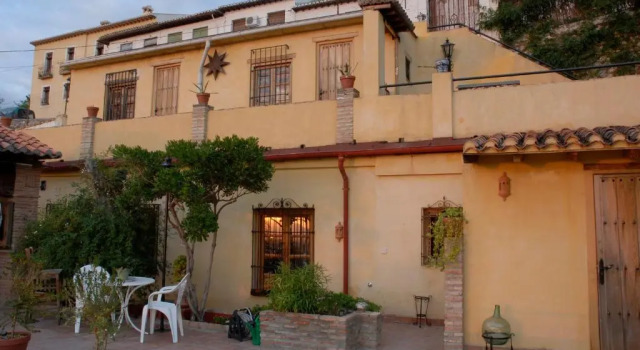 Carmen en el Albaicín con Jardin y Vistas, Varaa Hotelli Albayzin 