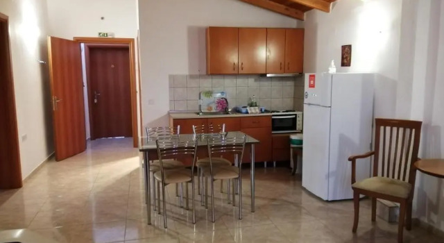 Семейный номер Standard с видом на сад Irini Apartments
