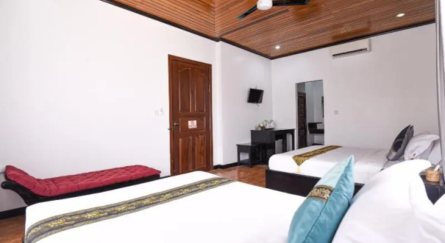 Семейный номер Standard с балконом Golden Orchid Angkor