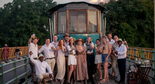 Семейный номер Standard Livingstone Lodge