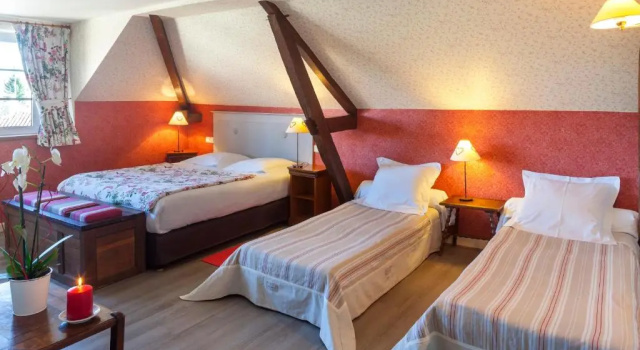 Номер Superior Logis Auberge le centre poitou