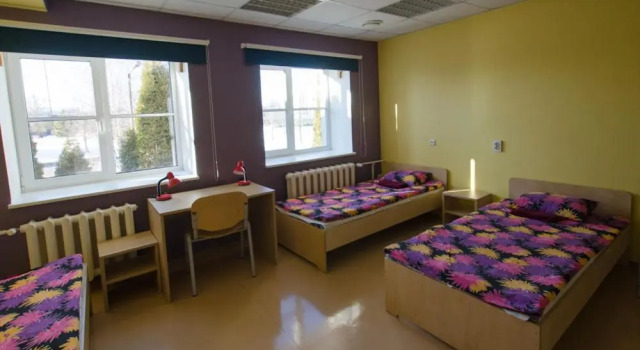Haapsalu Kutsehariduskeskuse hostel, Book Hostel / Vandrerhjem Hostels i Baltic Sea, Hostel / Vandrerhjem