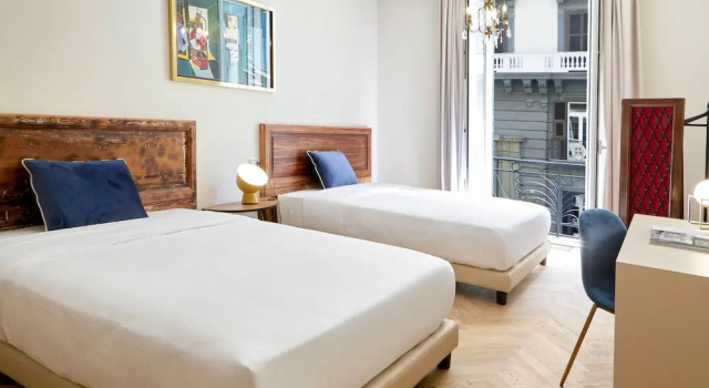 Casa Vittoria Napoli - Santa Lucia, Buchen Sie Bed & Breakfast Lungomare Caracciolo Neapel