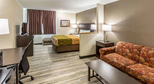 Двухместный люкс Baymont Inn & Suites by Wyndham Newton IA