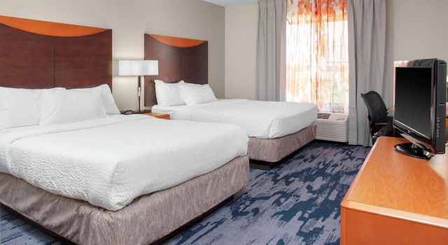 Четырёхместный номер Standard Fairfield Inn & Suites Indianapolis Avon