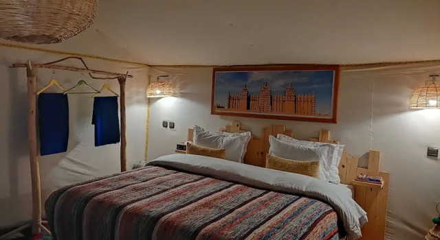 Merzoga luxury desert camp, Rezervovat Hotel Hotely v Meknes-Tafilalet s parkováním, Parkování
