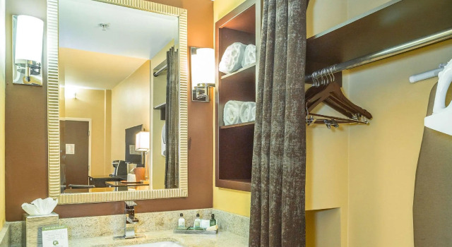 Двухместный номер Standard Inn at the Peachtrees, an Ascend Collection Hotel