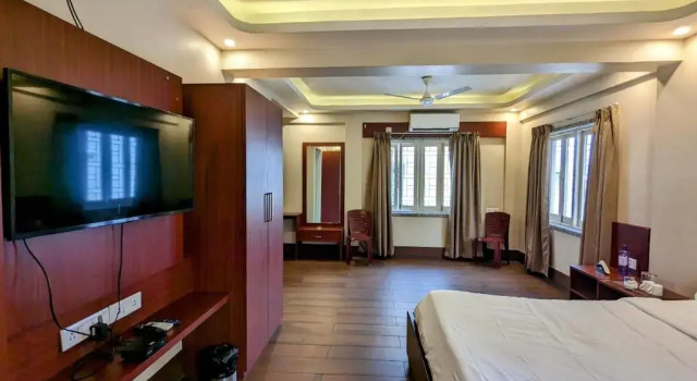 Люкс The Aster Enclave Hotel