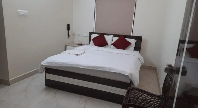 Madhuram Residency Lodge
