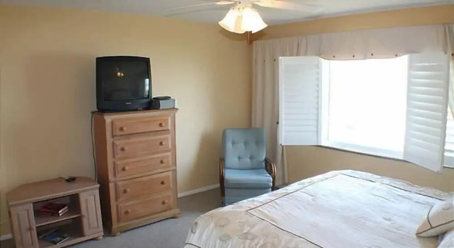 Four Winds Condominiums, Rezerwuj Hotel Hotele w Saint Augustine Area z parkingiem, Parking