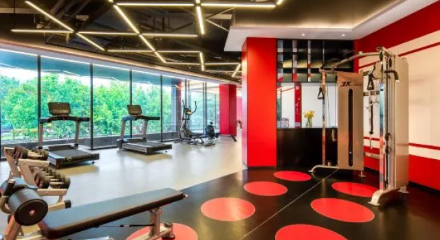 Radisson RED Xuzhou Yunlong Lake, Prenota Hotel Xuzhou Jiangsu