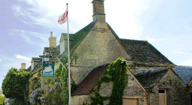 The Swan Inn Swinbrook, Забронировать Отель Берфорд Оксфордшир
