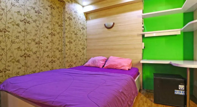 Апартаменты Minimalist and Cozy Studio Apartment at Gateway Ahmad Yani By Travelio
