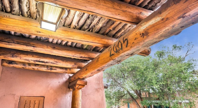 Corazon - Historic Luxury, Just Blocks to the Plaza, Excellent Outdoor Space