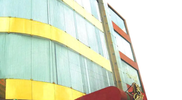 Gold Center Hotel