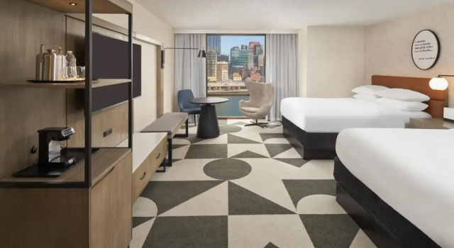 Двухместный номер Standard с видом на реку Sheraton Pittsburgh Hotel at Station Square