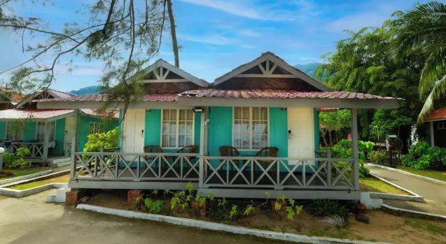 Номер Standard с балконом и рядом с пляжем Отель Paya Beach Spa & Dive Resort