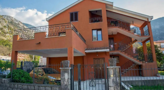 Apartment Atina